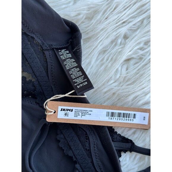 Skim Fits Everybody Lace Scoop Bralette Onyx Size Small - Picture 6 of 6